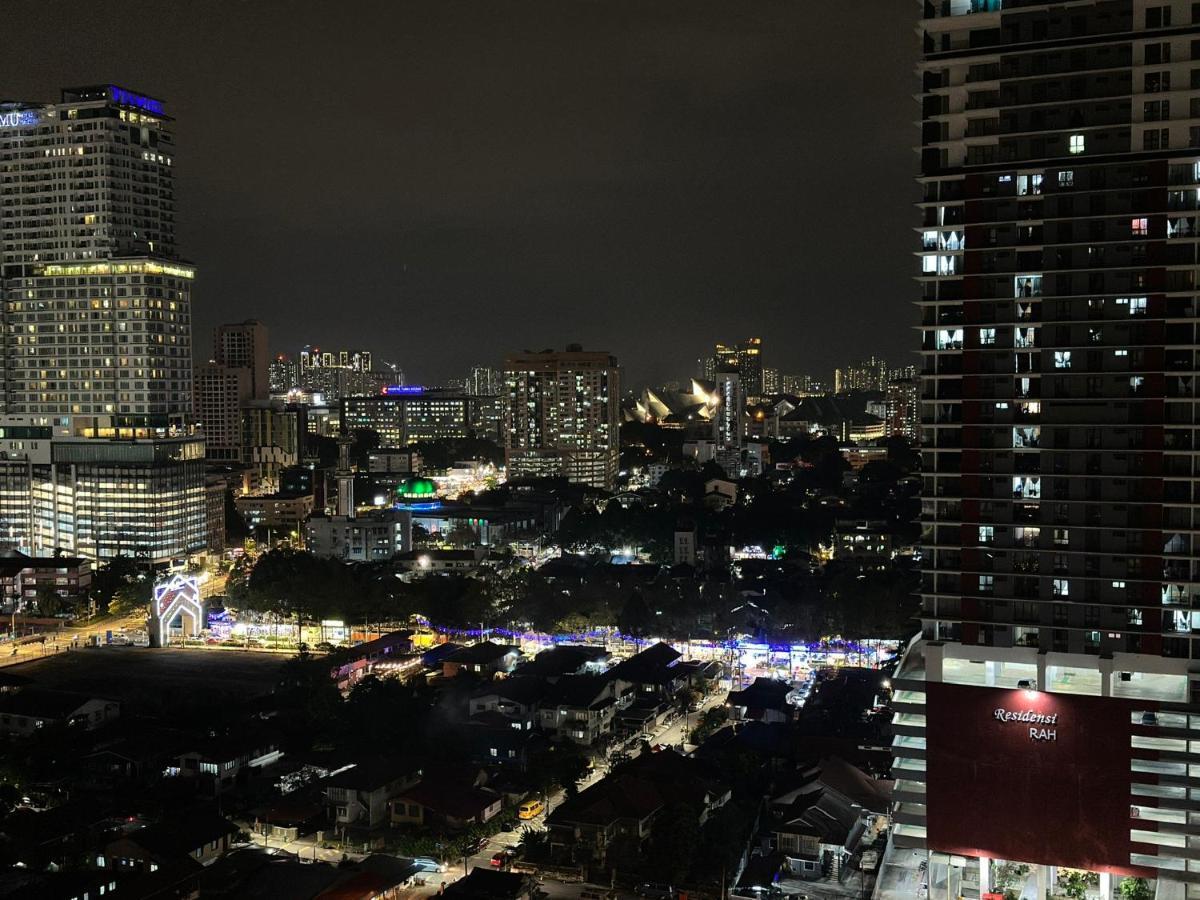 Summer Suites Klcc By Purple Orchid Kuala Lumpur Luaran gambar