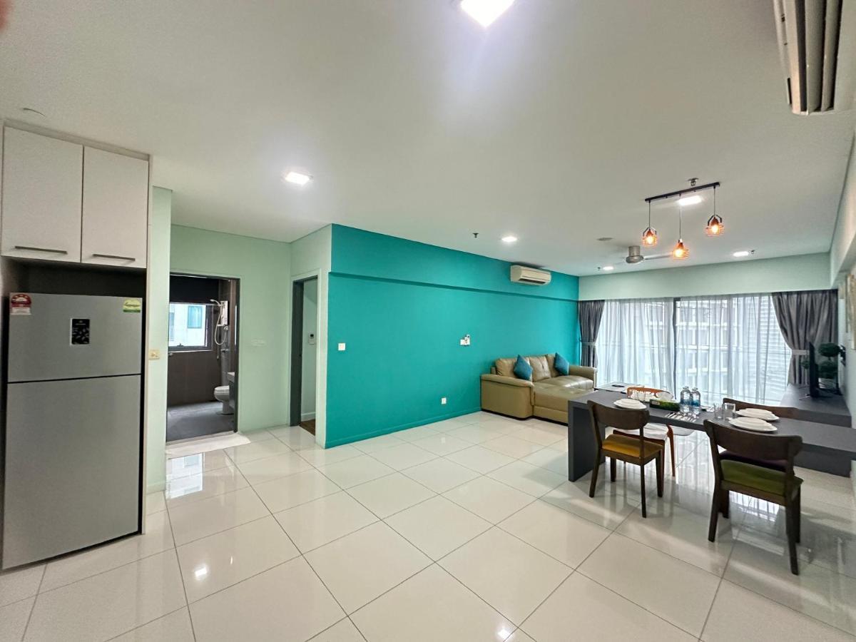 Summer Suites Klcc By Purple Orchid Kuala Lumpur Luaran gambar