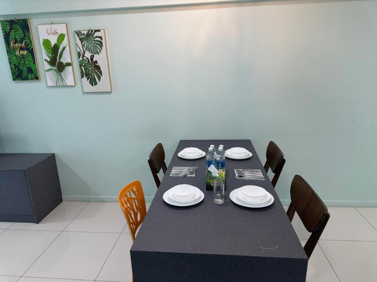 Summer Suites Klcc By Purple Orchid Kuala Lumpur Luaran gambar