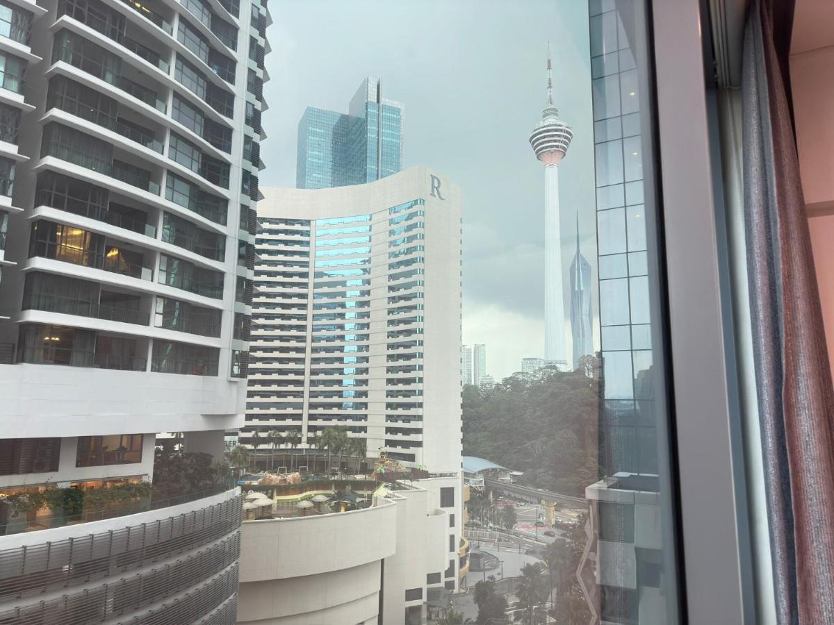 Summer Suites Klcc By Purple Orchid Kuala Lumpur Luaran gambar