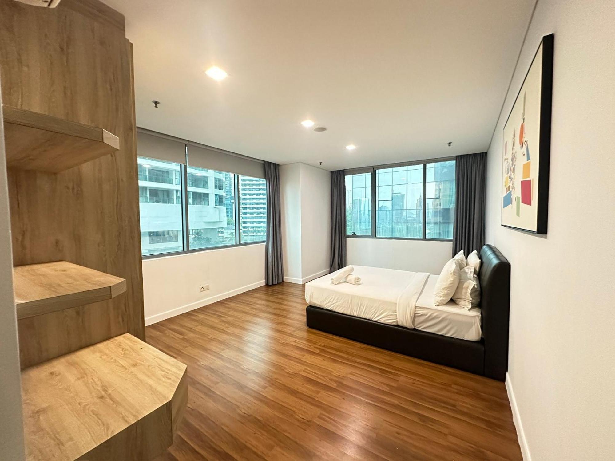 Summer Suites Klcc By Purple Orchid Kuala Lumpur Luaran gambar
