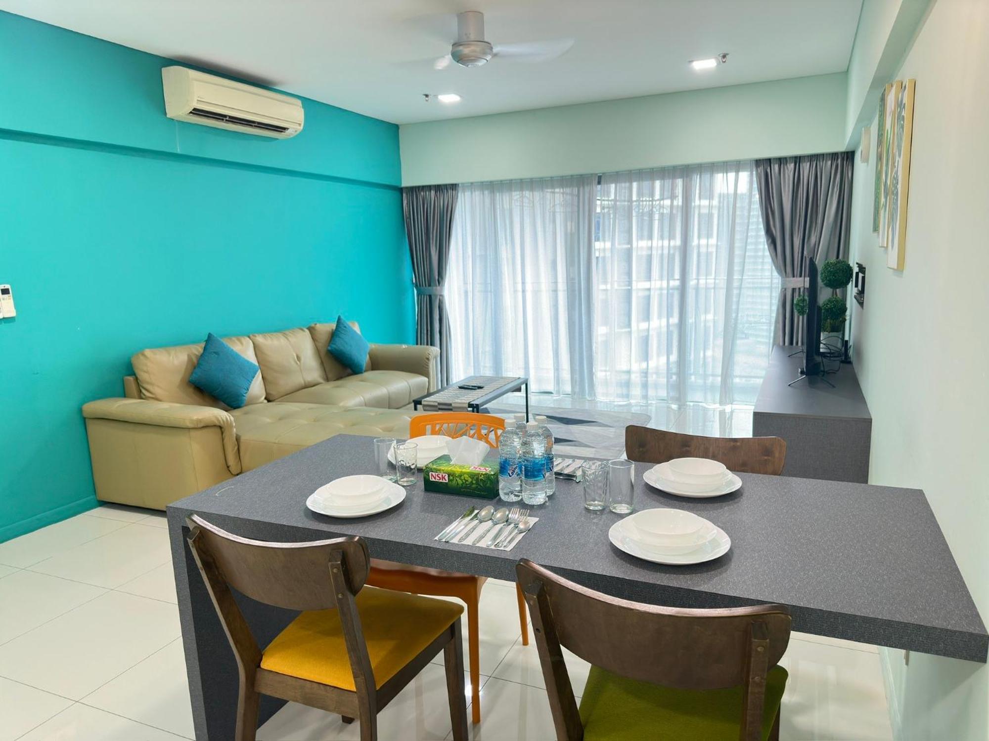 Summer Suites Klcc By Purple Orchid Kuala Lumpur Luaran gambar
