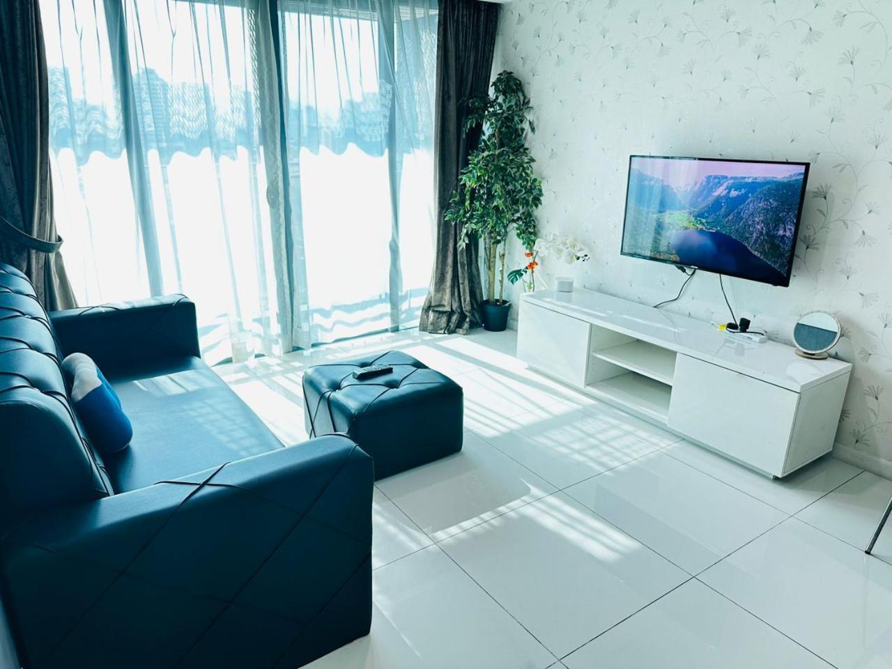 Summer Suites Klcc By Purple Orchid Kuala Lumpur Luaran gambar