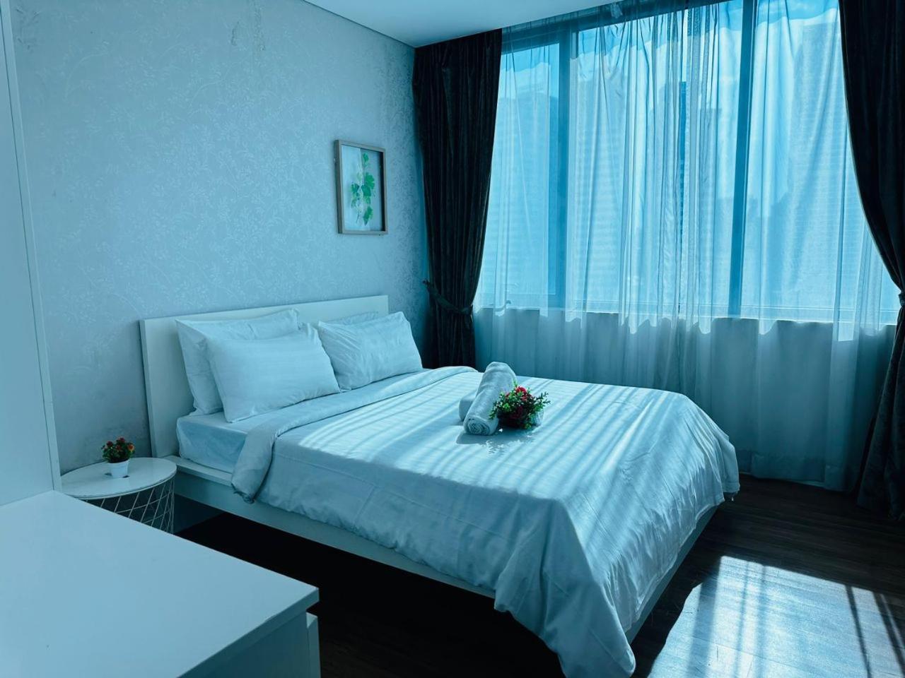 Summer Suites Klcc By Purple Orchid Kuala Lumpur Luaran gambar