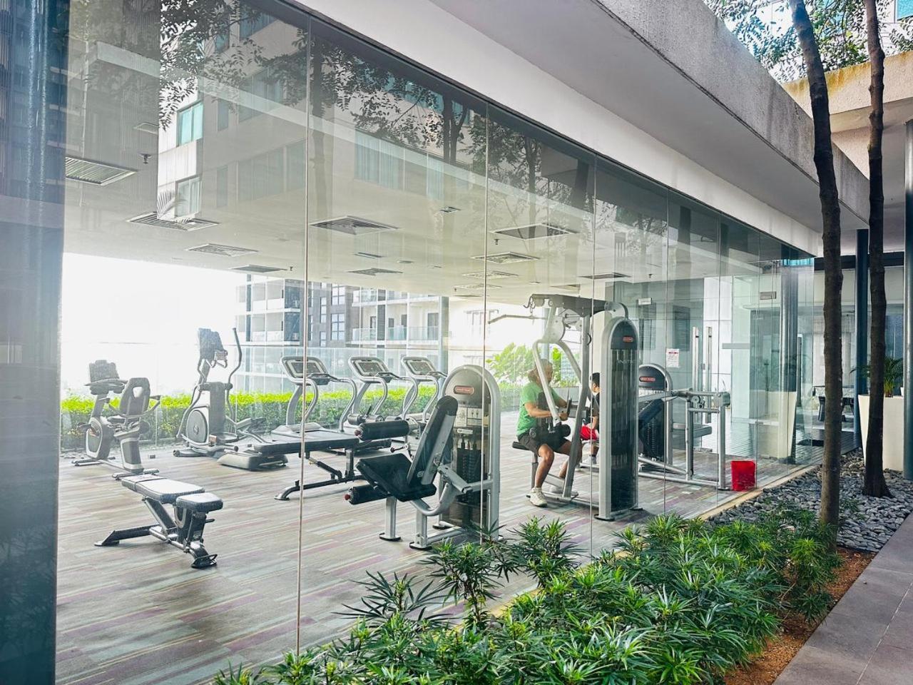 Summer Suites Klcc By Purple Orchid Kuala Lumpur Luaran gambar