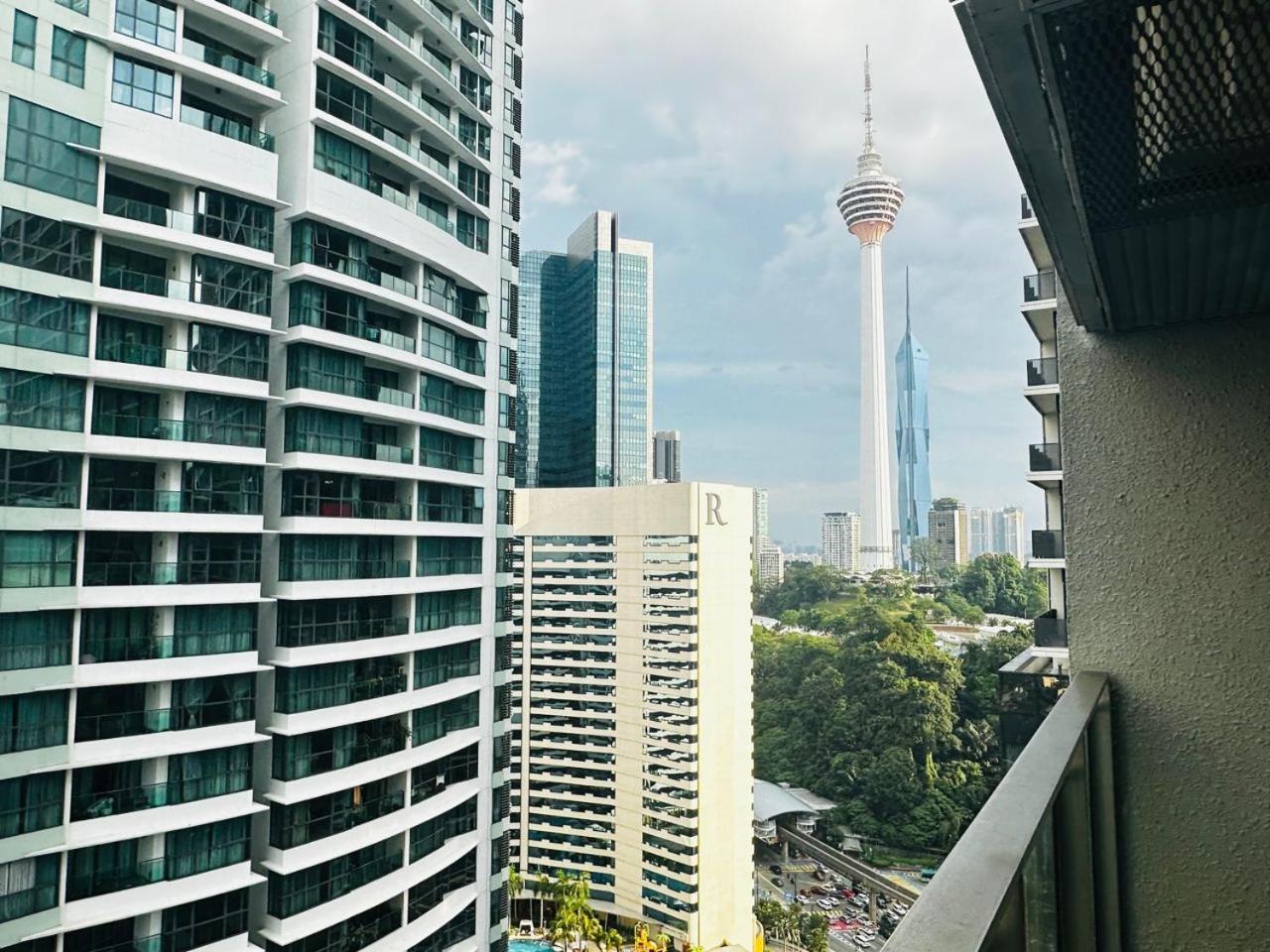 Summer Suites Klcc By Purple Orchid Kuala Lumpur Luaran gambar